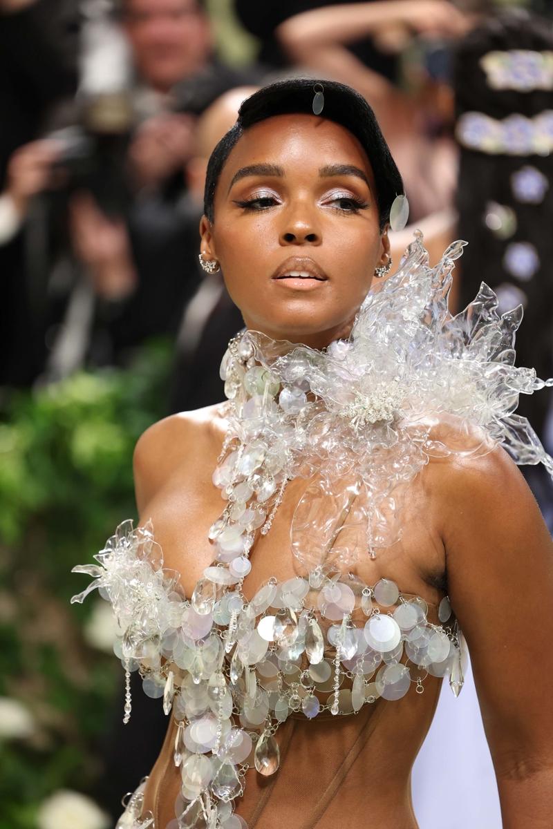 2024 MET Gala'nın En İyi Saç ve Makyaj Görünümleri