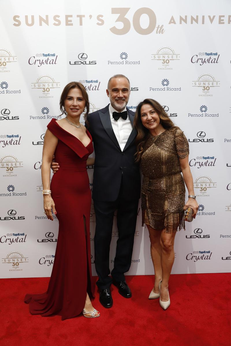 Sunset Grill & Bar 30. Yıl Dönümünü Dany Brillant ile Kutladı
