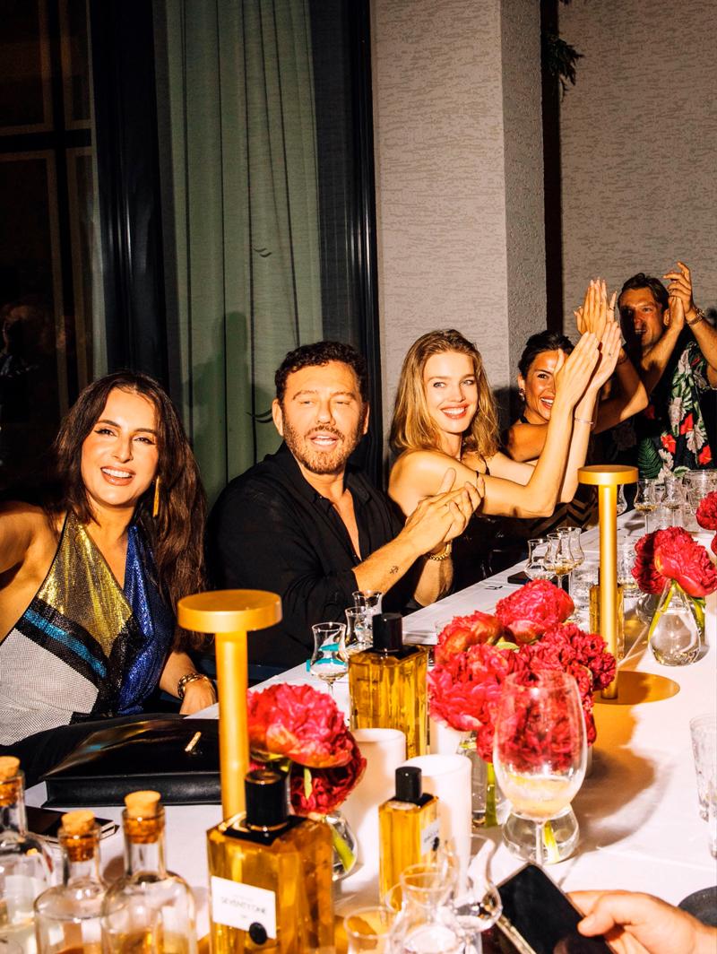 Mert Alaş ve Top Model Natalia Vodianova Ev Sahipliğinde Davet