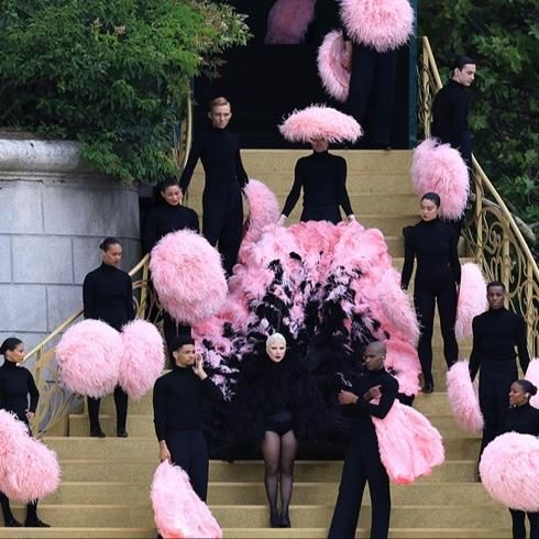 Paris 2024 Olimpiyatları Açılış Töreni'nde Neler Yaşandı?