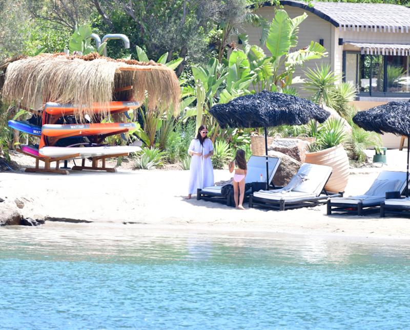 Bodrum Günlüğü: Maya Portakal, Aslı Gümüşel, Esra Oflaz