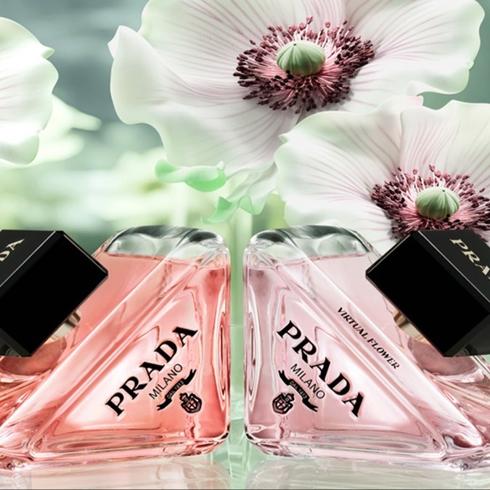 Prada'dan İmza Parfüm: Paradoxe Virtual Flower