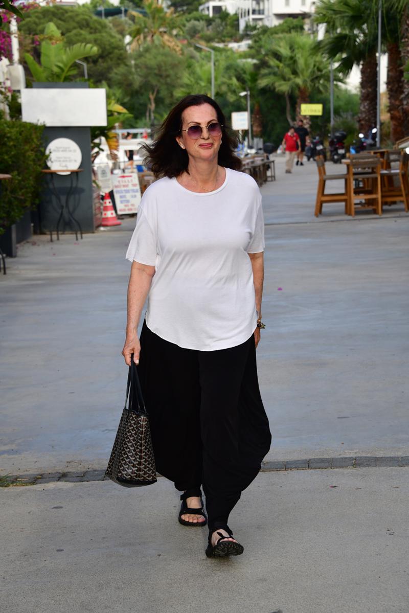 Bodrum Günlüğü: Suzan Sabancı, Alara, Fatoş Mildon, Caroline Koç