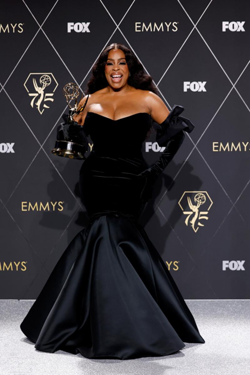 75. Emmy Ödülleri Kazananları ve Kırmızı Halı