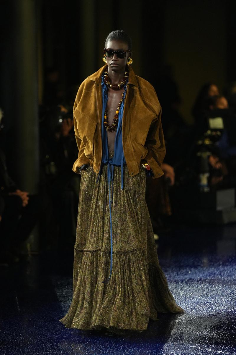 2024 Paris Moda Haftası'nda Neler Yaşanıyor?