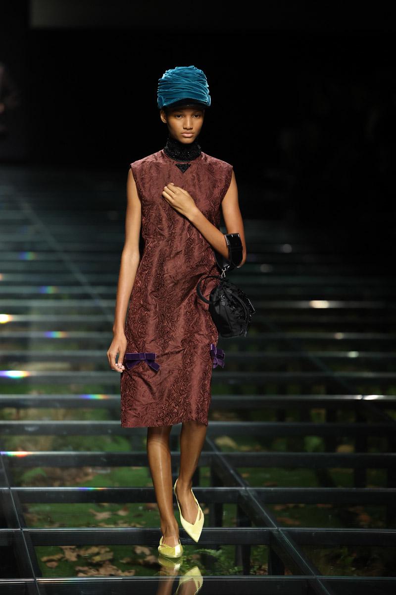 2024 Moda Haftaları: Sonbahar/Kış Koleksiyonları