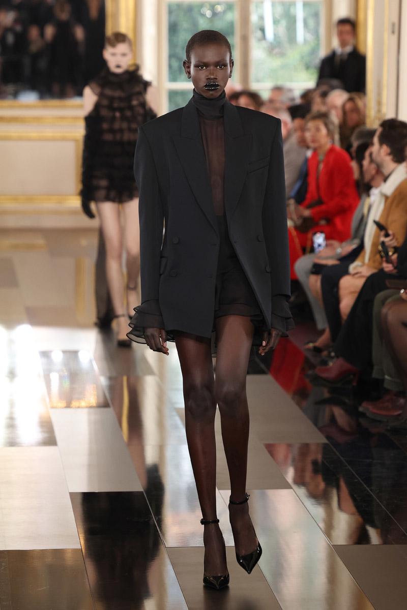 2024 Moda Haftaları: Sonbahar/Kış Koleksiyonları