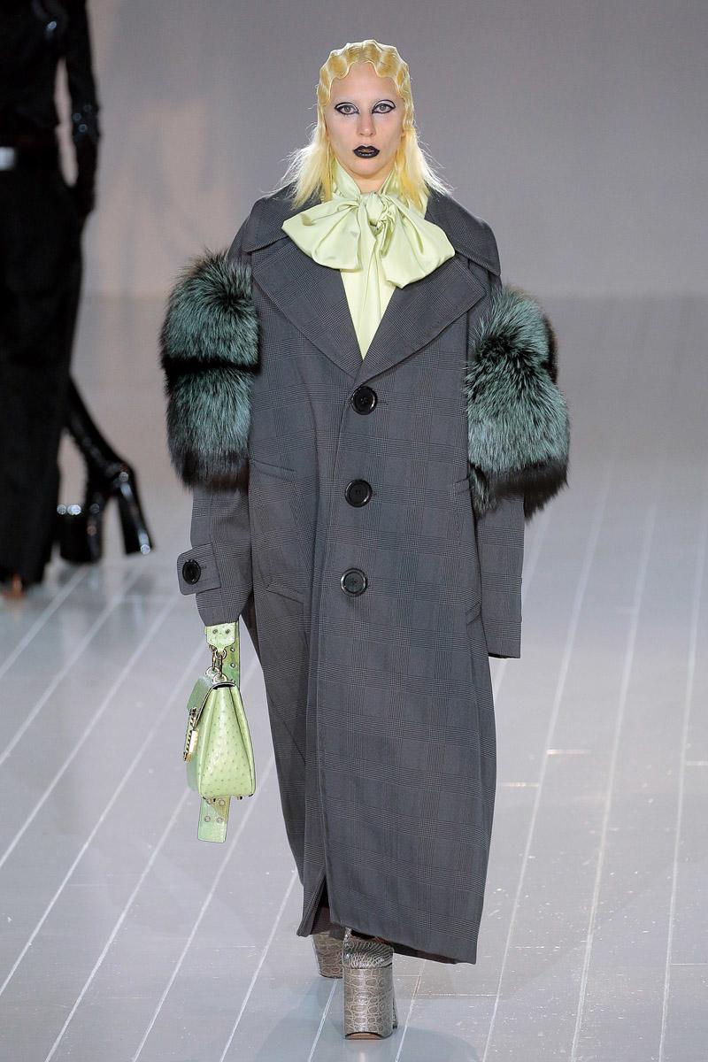 Geçmişten Günümüze Defilelerde Yürüyen Hollywood Yıldızları