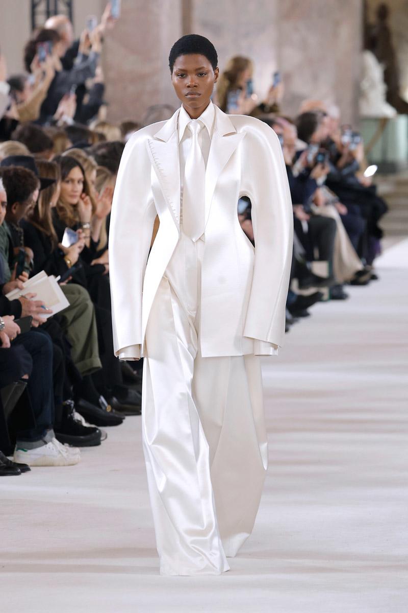 Paris Haute Couture İlkbahar/Yaz 2024 Koleksiyonları