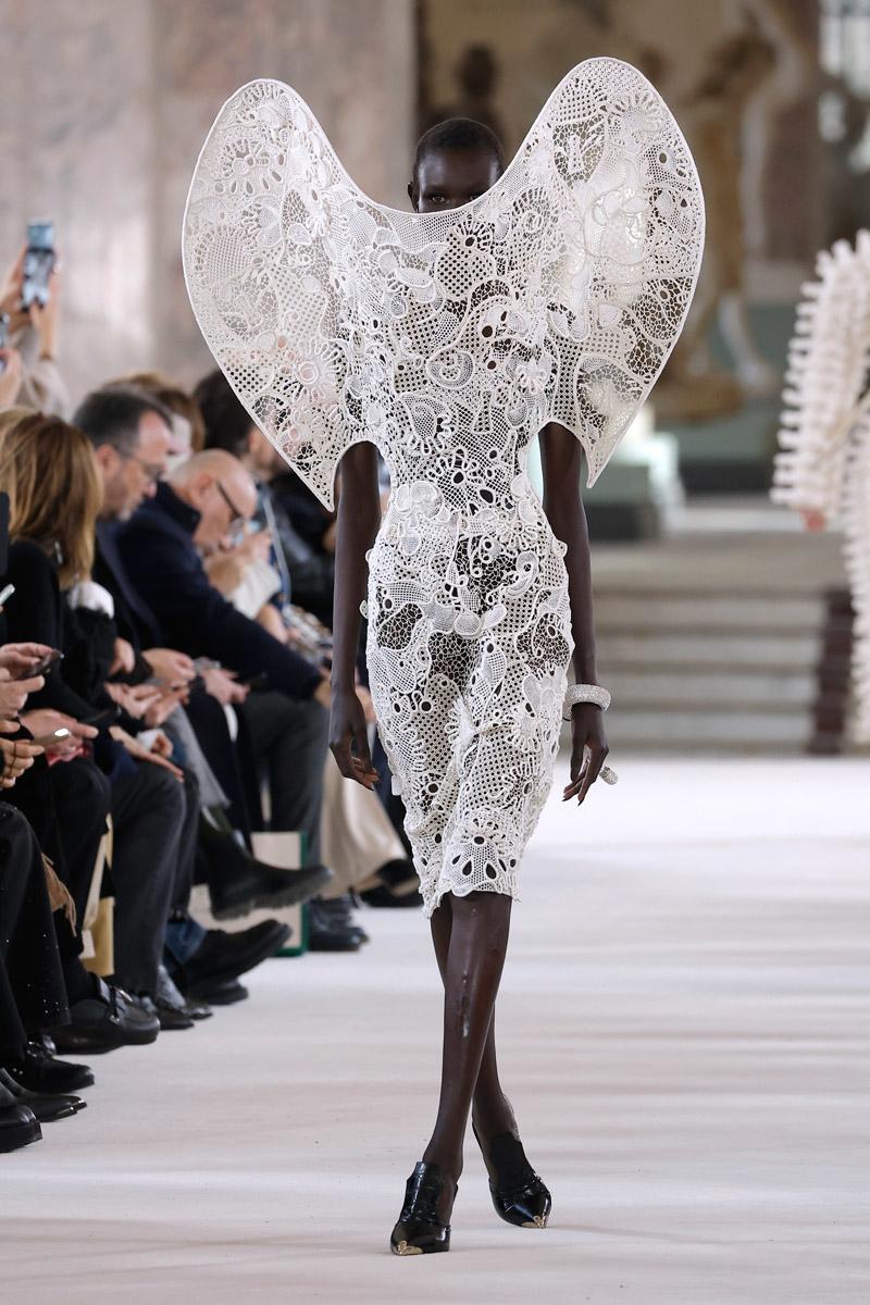 Paris Haute Couture İlkbahar/Yaz 2024 Koleksiyonları