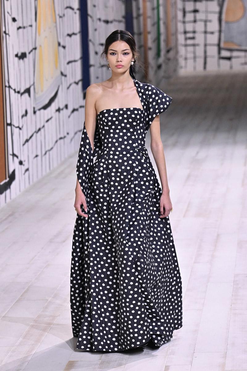 Paris Haute Couture İlkbahar/Yaz 2024 Koleksiyonları