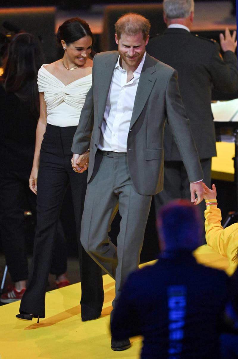 Prens Harry ve Meghan Markle'ın En İyi 10 Stil Görünümü