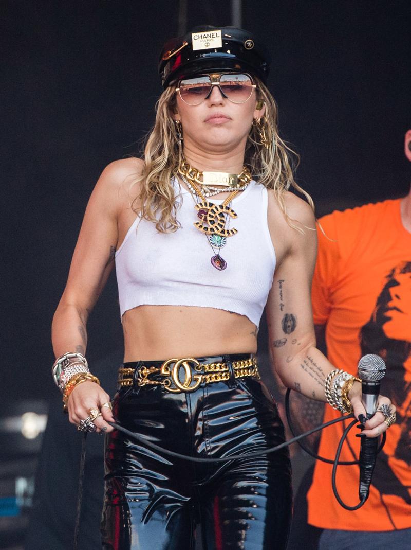 Unutulmaz Sahne Kostümleri