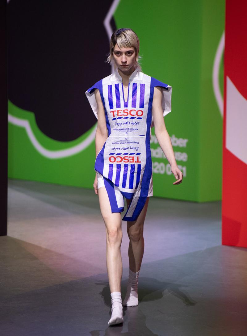 2024 Kış Moda Haftalarından Öne Çıkan Görünümler