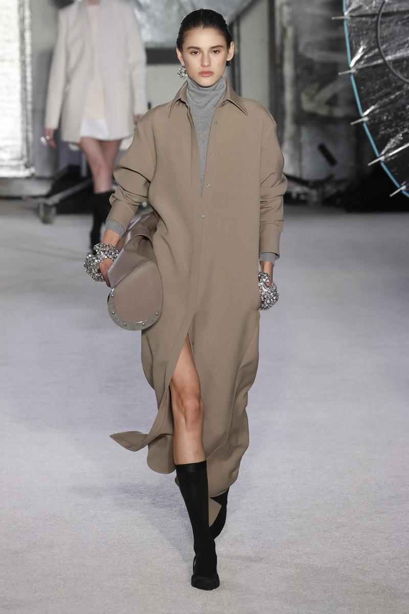 2024 Kış Moda Haftalarından Öne Çıkan Görünümler