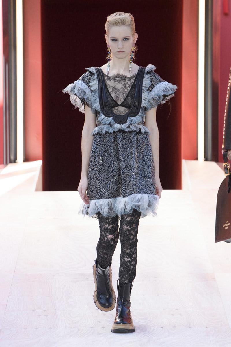 Louis Vuitton'un İlkbahar/Yaz 2023 Şovu