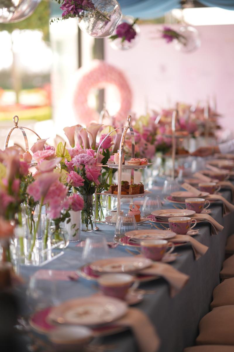 Victoria's Secret'tan Meme Kanseri Farkındalık Ayı'na Özel Davet