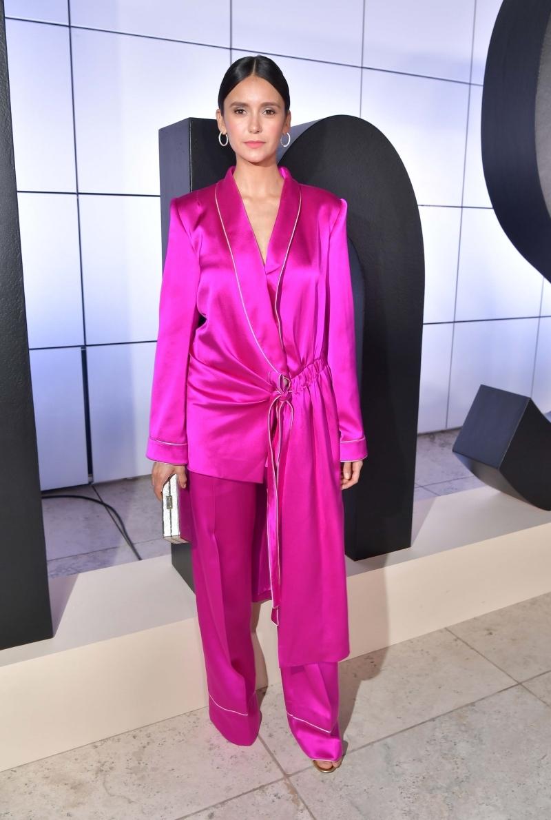 Nina Dobrev'in En İyi 10 Kırmızı Halı Stili