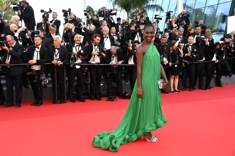 75'inci Cannes Film Festivali'nin En İyi Kırmızı Halı Görünümleri