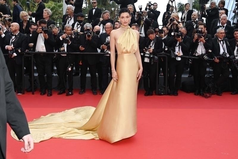 75'inci Cannes Film Festivali'nin En İyi Kırmızı Halı Görünümleri