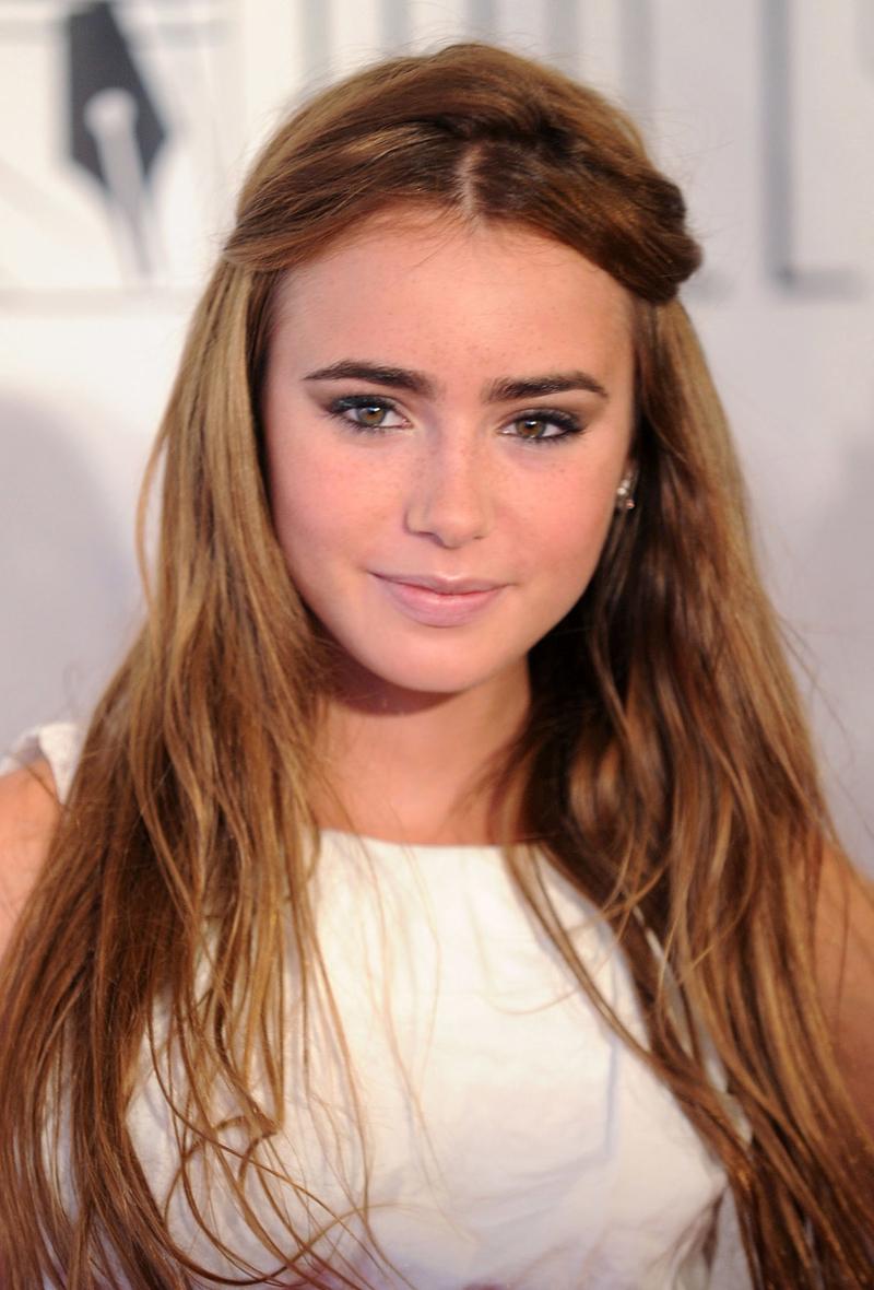 Geçmişten Günümüze: Lily Collins