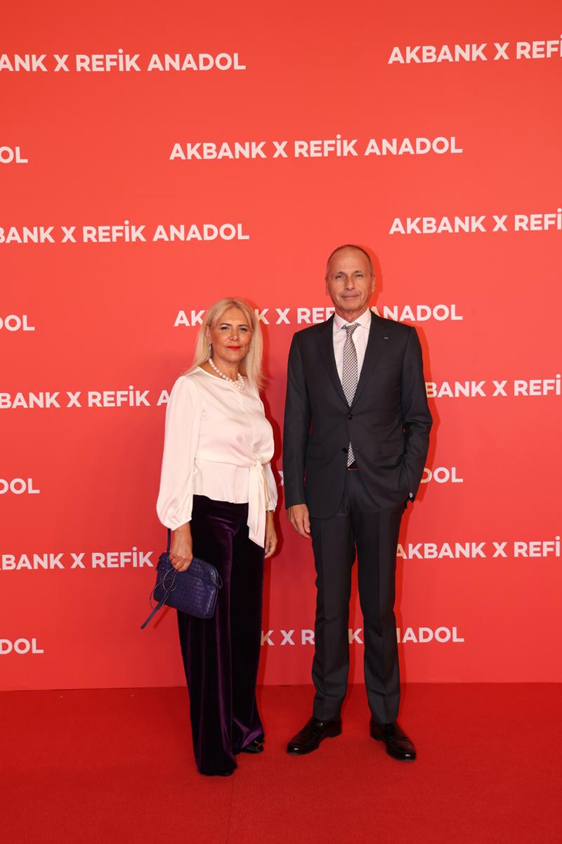 Refik Anadol'dan Akbank için Özel Eser