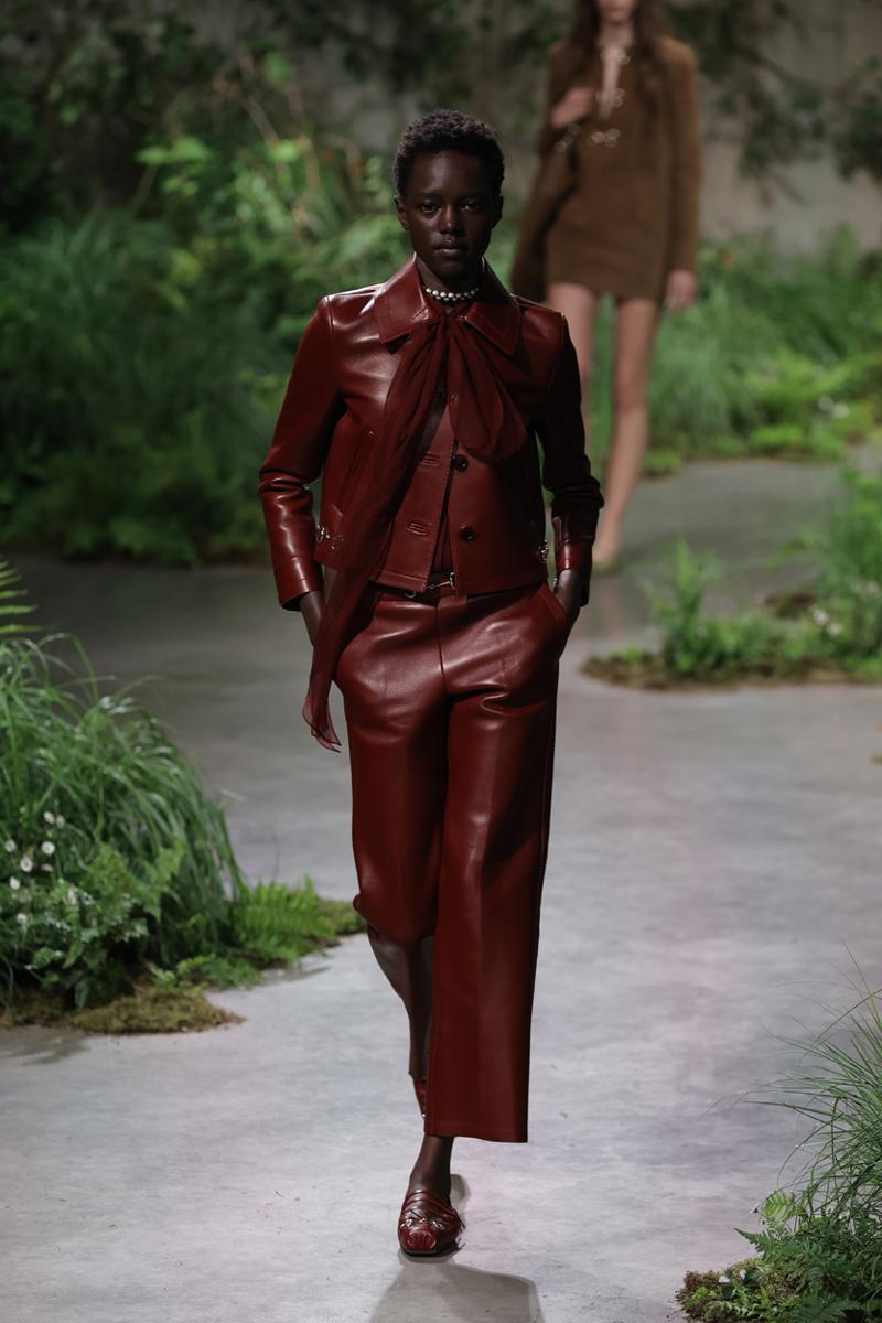 Podyumlardan İlhamla En İyi Bordo Stiller