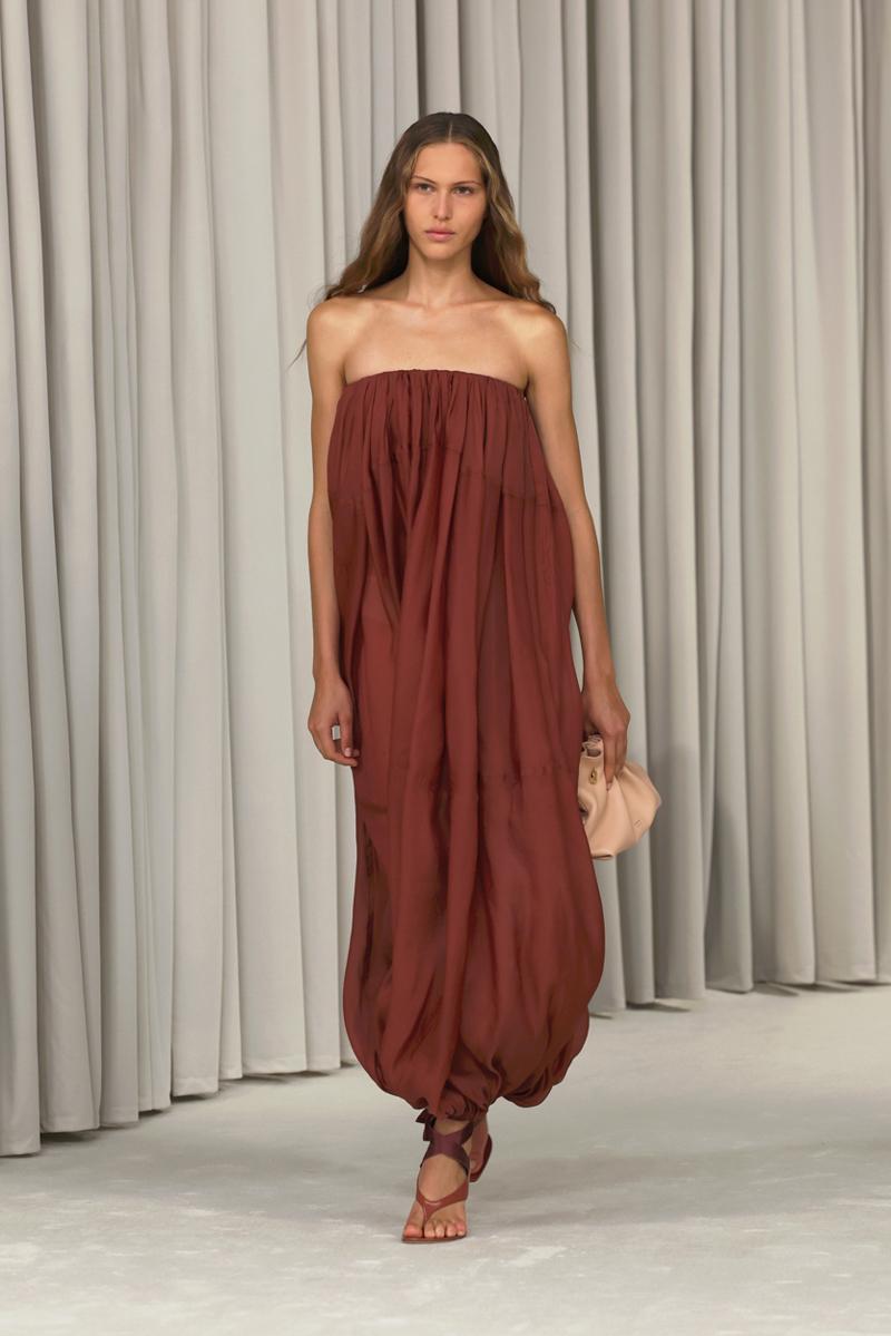 Podyumlardan İlhamla En İyi Bordo Stiller