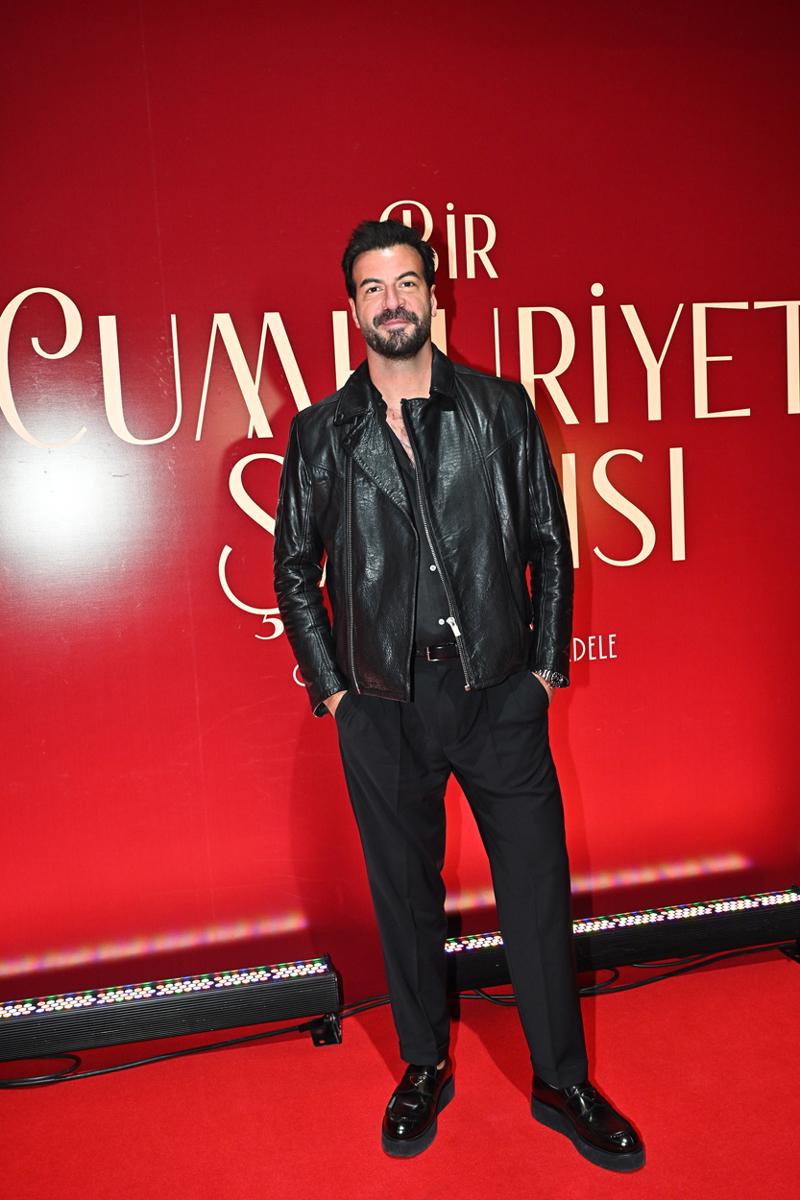 Bir Cumhuriyet Şarkısı Galası Gerçekleşti