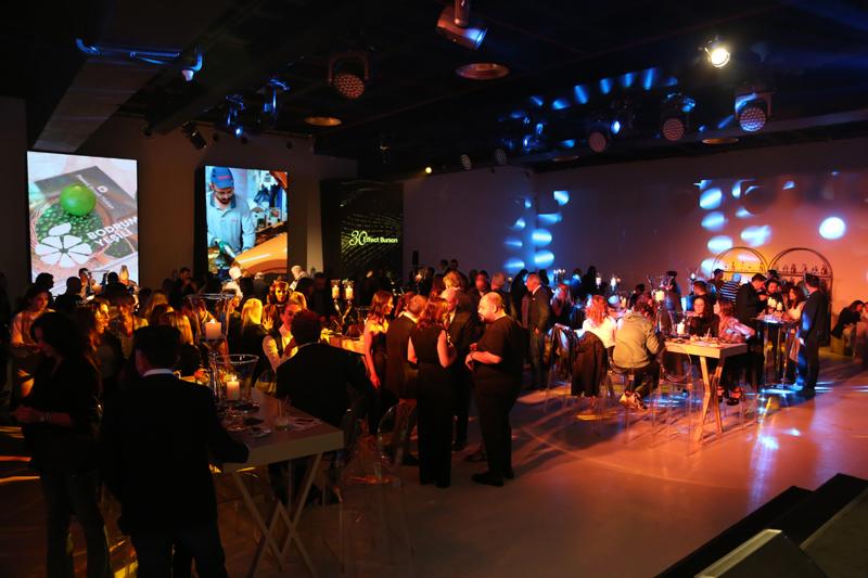 Effect Burson'un 30 Yıllık Yolcuğulu