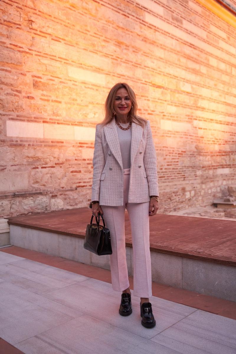 Zeyrek Çinili Hamam'da Alekos Fassianos Sergisi Açılış Daveti