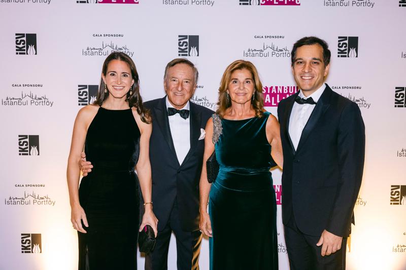 Londra'da Genç Sanatçılara Destek