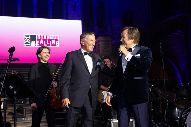 Londra'da Genç Sanatçılara Destek