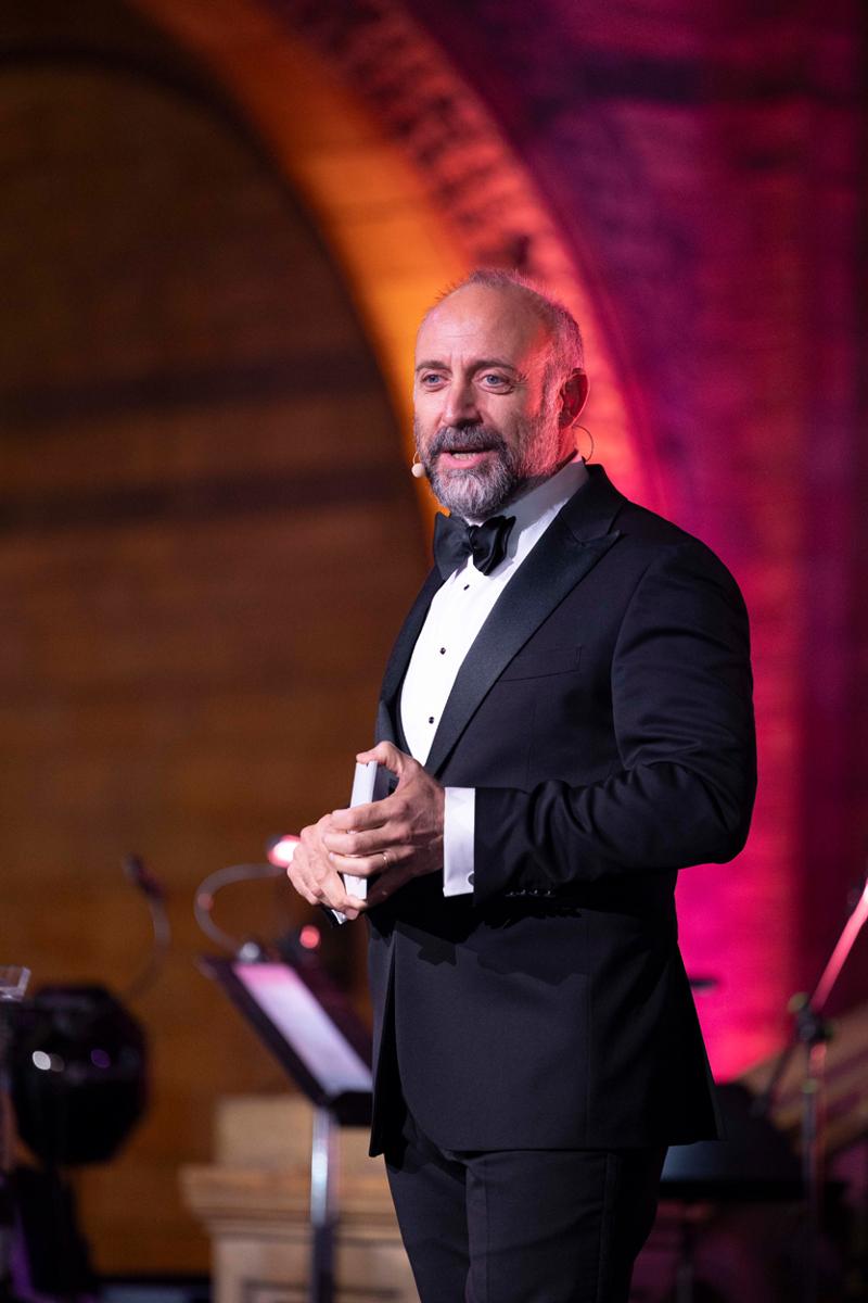 Londra'da Genç Sanatçılara Destek