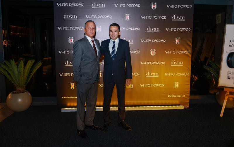 White Pepper Açıldı