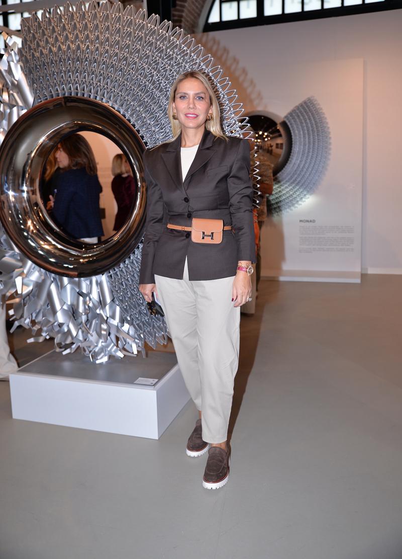 Heykel ve Mücevheri Buluşturan Sergi