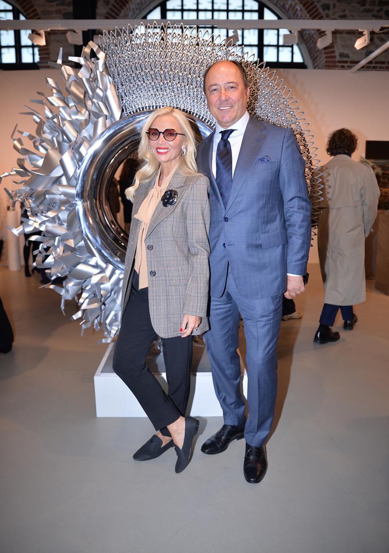 Heykel ve Mücevheri Buluşturan Sergi