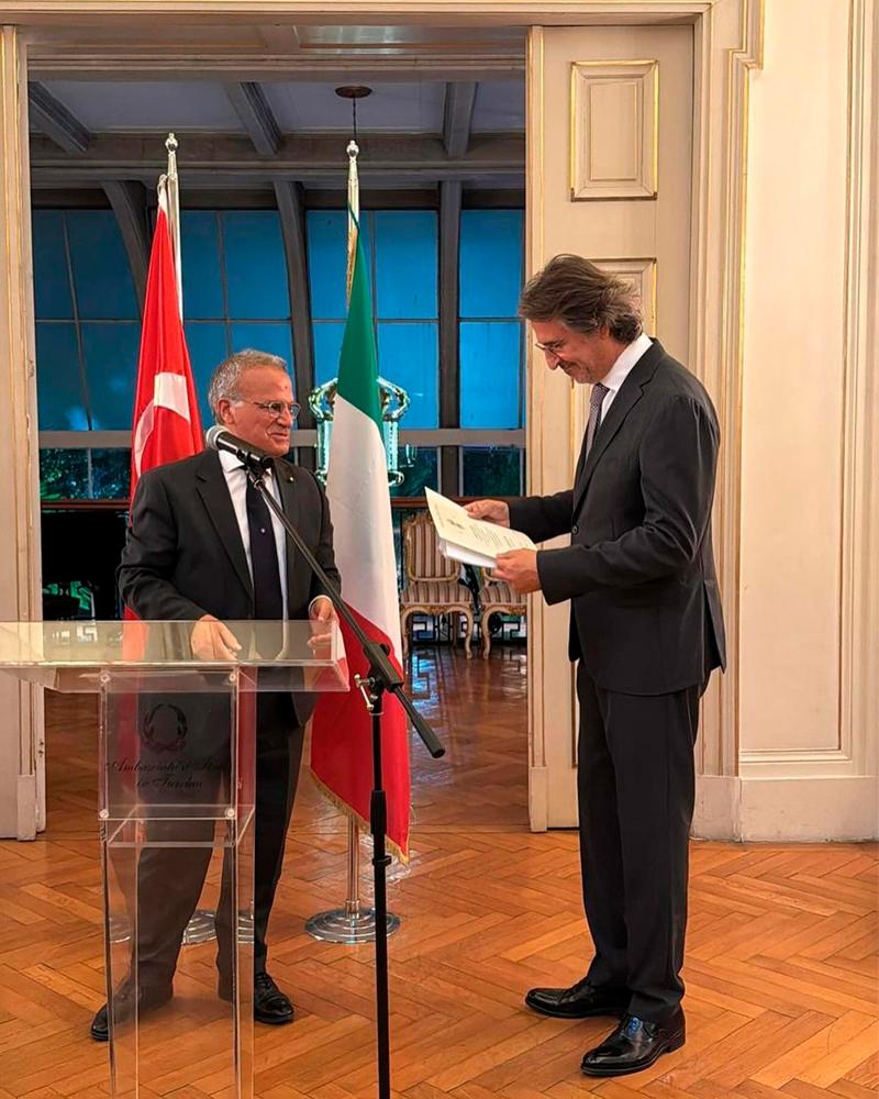 Ahmet Can Tarkan'a Devlet Nişanı Verildi