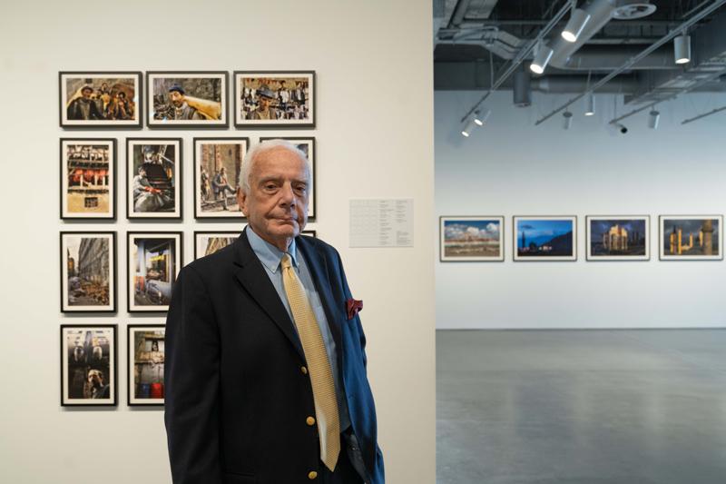 İzzet Keribar Sergisi Açıldı