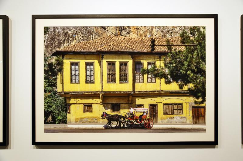 İzzet Keribar Sergisi Açıldı