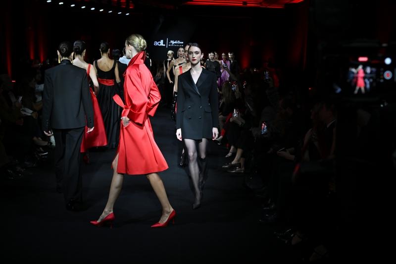 adL Night Zoom x Mert Aslan Defilesi Gerçekleşti