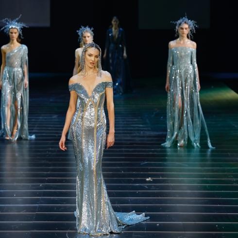Elie Saab'tan 45'inci Yıla Özel Şov 