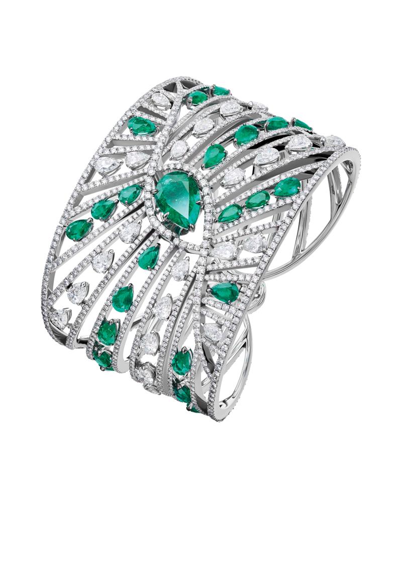 Yeni Yıl Stiline Parıltılı Dokunuşlar