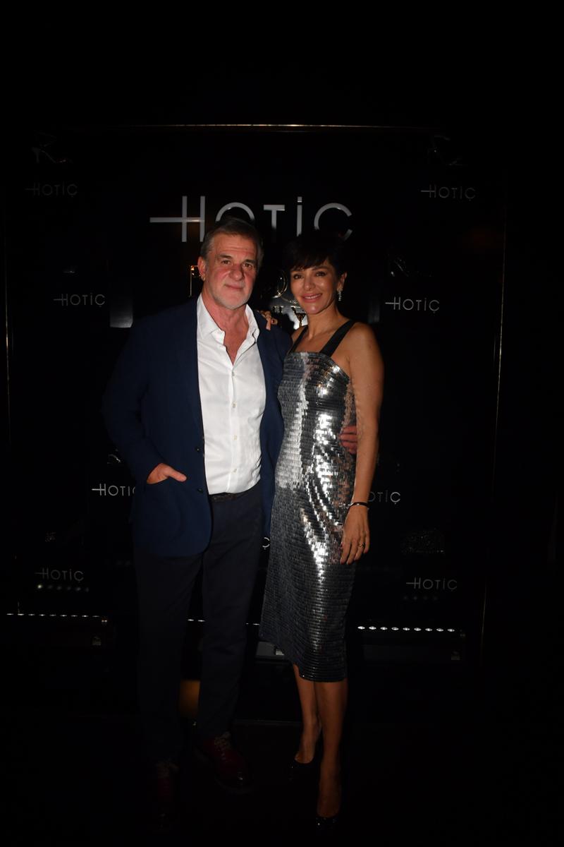 Hotiç Ailesinin Yeni Yıl Daveti