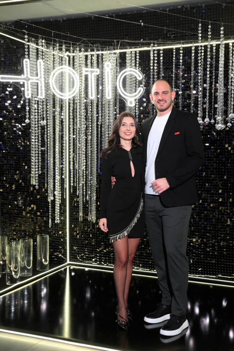 Hotiç Ailesinin Yeni Yıl Daveti