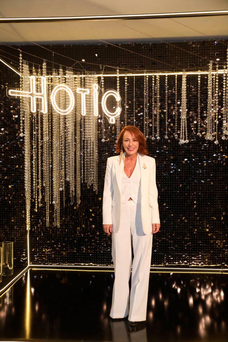 Hotiç Ailesinin Yeni Yıl Daveti