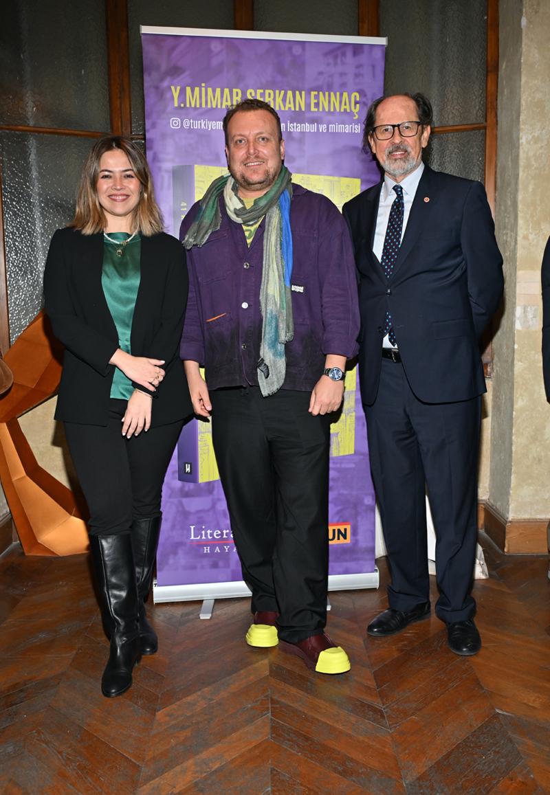 Serkan Ennaç'ın “41 Kere İstanbul” Kitabı Okuyucuyla Buluştu