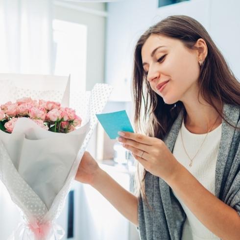 14 Şubat Sevgililer Günü Sözleri ve Kart Mesajları