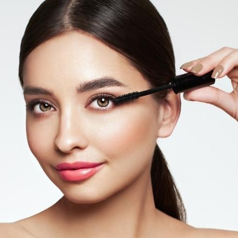 Makyajı Yeniden Yazan Maskara Tüyoları