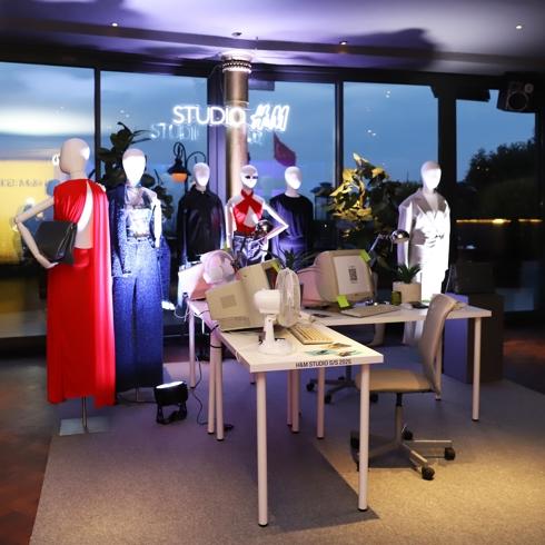 H&M Studio SS25 ile 80'ler Yeniden Hayat Buluyor